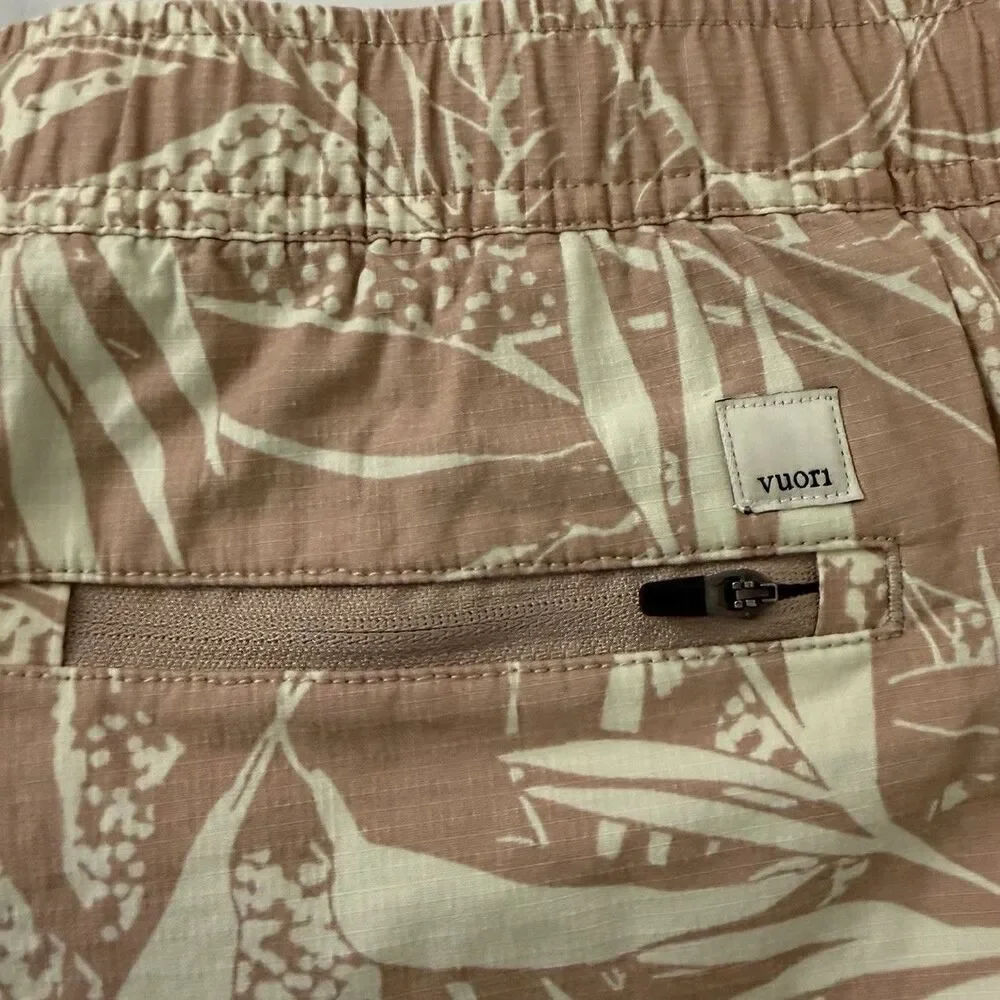 Vuori Shorts Womens Medium Ripstop‎ Pink Salt Rainforest Drawstring Climber